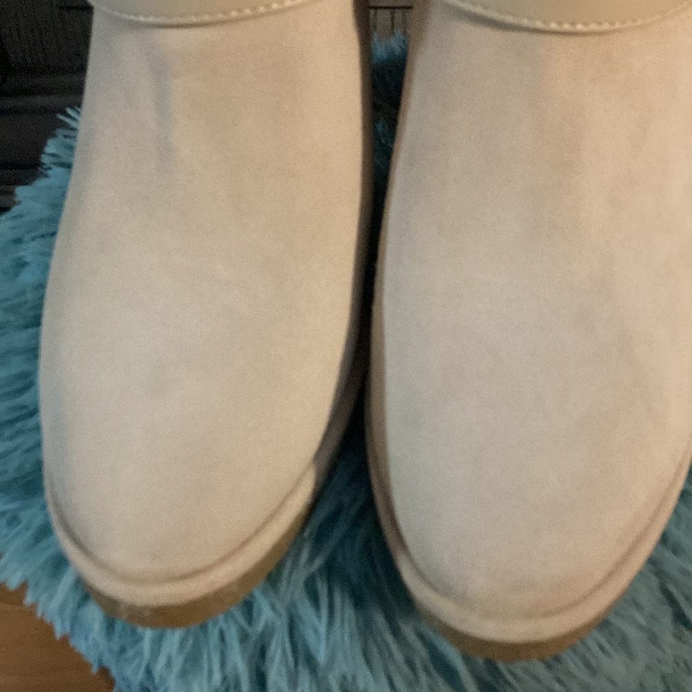 “BOX NOT INCLUDED” BRAND NEW FRANCO SARTO BOOTS SIZE 9.5! NWT! COLOR IS CREAM! - Picture 2 of 8